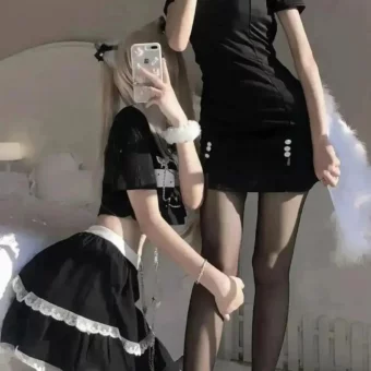 壁纸-超诱黑丝、白丝美女壁纸