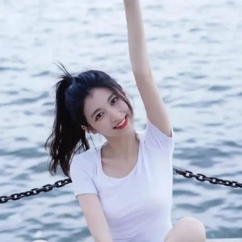 壁纸-私藏许久的美女宝藏壁纸