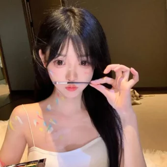 写真美图 | 我救自己万万次，铮铮劲草，绝不动摇