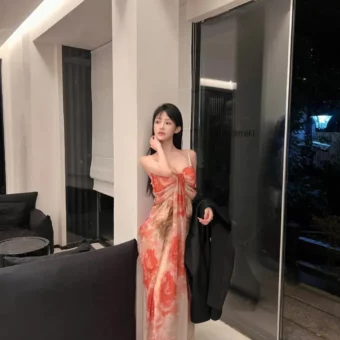 美图写真 | 你将过去拥抱的太紧，怎能腾出双手来拥抱未来