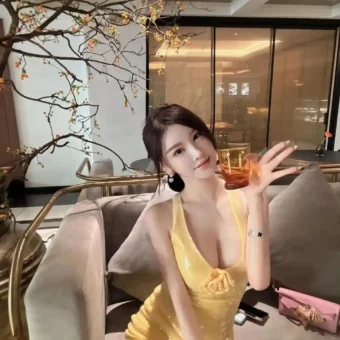 美图写真 | 你将过去拥抱的太紧，怎能腾出双手来拥抱未来