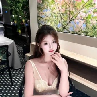 美女写真 | 人在低谷别谈格局，活下来才是王道