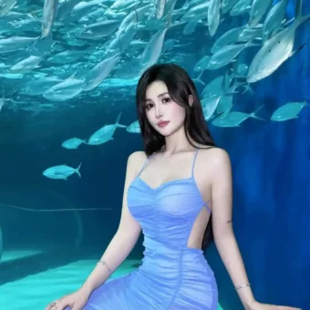 美女写真 | 没人能预测未来，总有人后悔当初