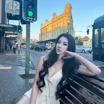 美女写真 | 初心不与年俱老，奋斗永似年少时