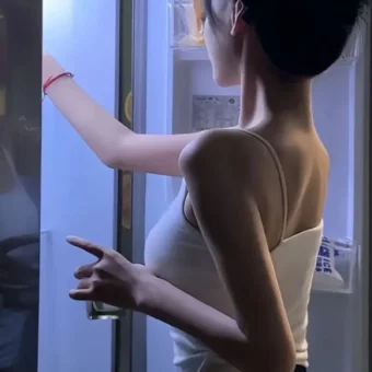 壁纸 | 手机全屏美女壁纸