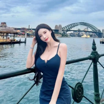 美女写真 | 如果只是向往，远方依旧是远方