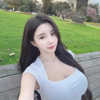 美女写真 | 如果只是向往，远方依旧是远方