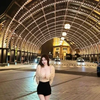 美女写真 | 且停且忘且随风，且行且看且从容