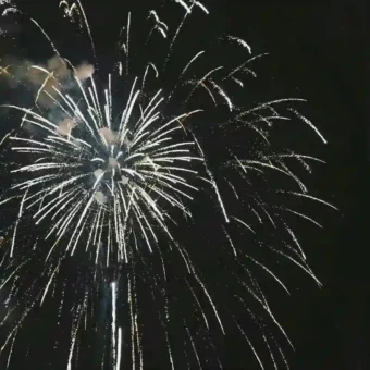 背景图 | 新年朋友圈，奔赴新的一年