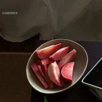 背景图 | 𝑾𝒆𝑪𝒉𝒂𝒕背景图