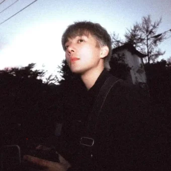 头像丨𝙒𝙚𝘾𝙝𝙖𝙩男头