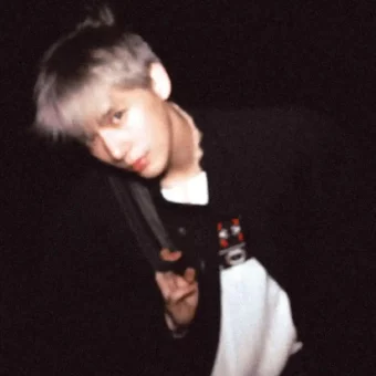 头像丨𝙒𝙚𝘾𝙝𝙖𝙩男头