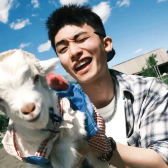 头像丨𝙒𝙚𝘾𝙝𝙖𝙩男头