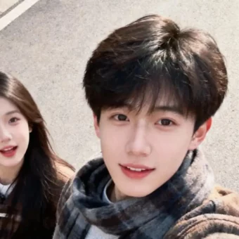 头像｜宝宝!!一起换𝓦𝓮𝓒𝓱𝓪𝓽情头