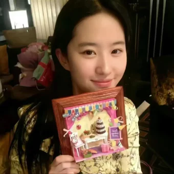 头像 | 最近爱用的秋冬氛围感头像