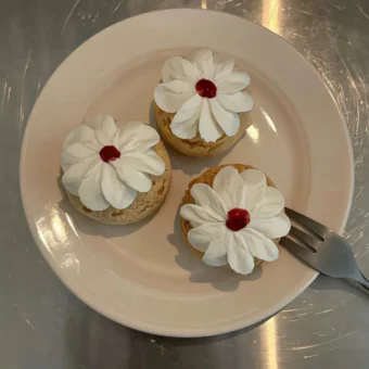 背景图 | 𝑾𝒆𝑪𝒉𝒂𝒕背景图