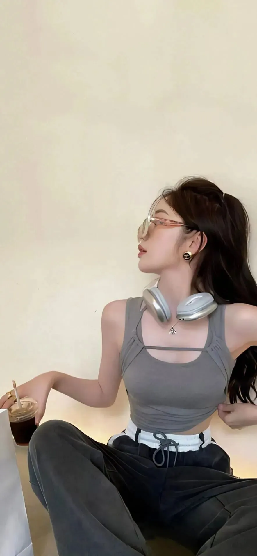 壁纸-私藏许久的美女宝藏壁纸