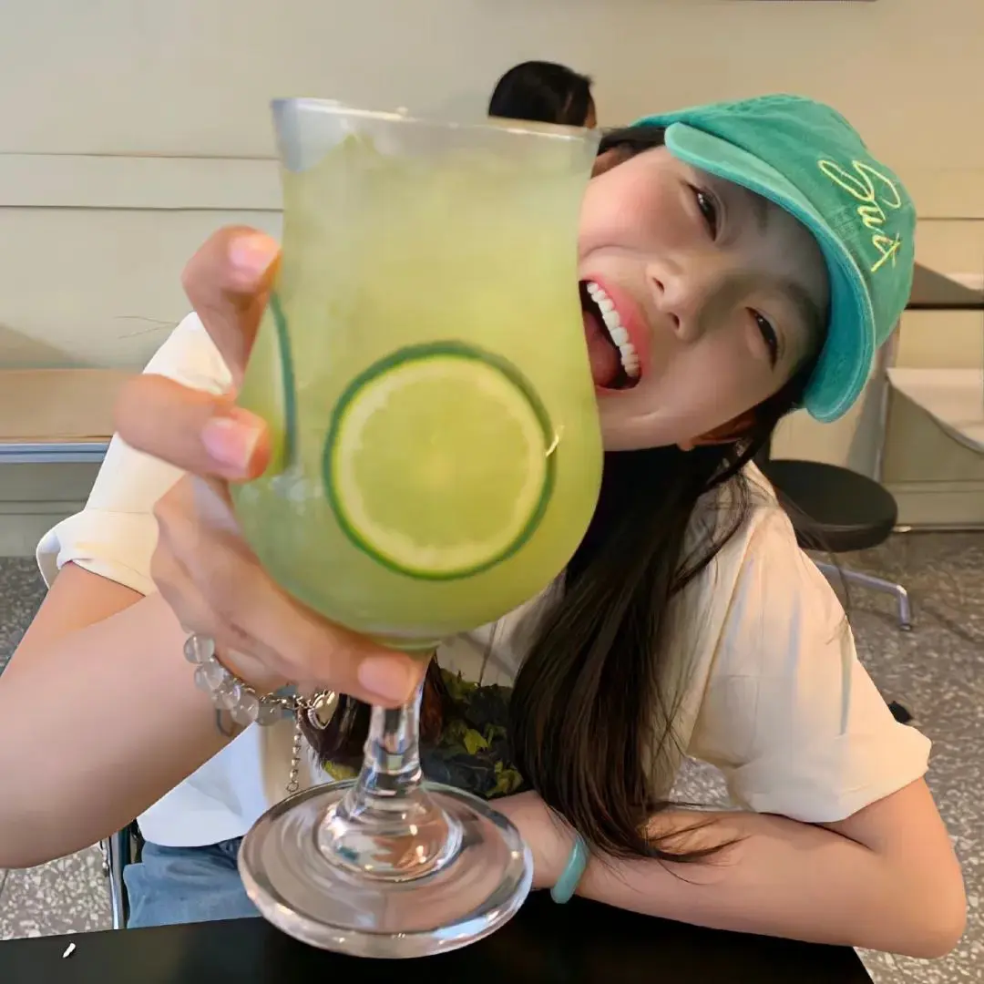 头像｜小美，你的头像该换了