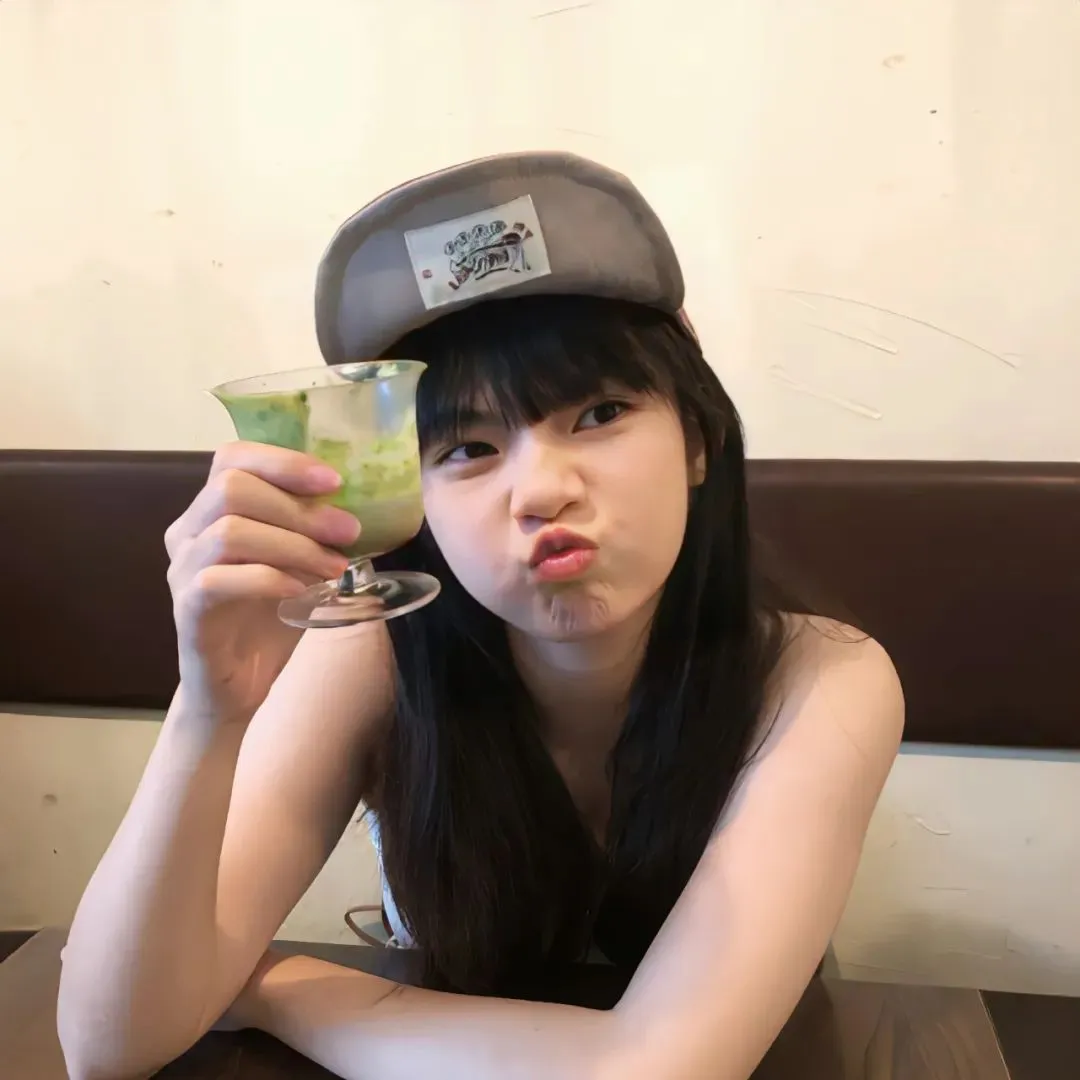 头像丨美少女专用𝙒𝙚𝘾𝙝𝙖𝙩头像~