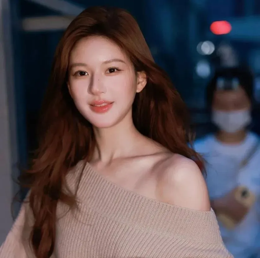 头像丨美少女专用𝙒𝙚𝘾𝙝𝙖𝙩头像~