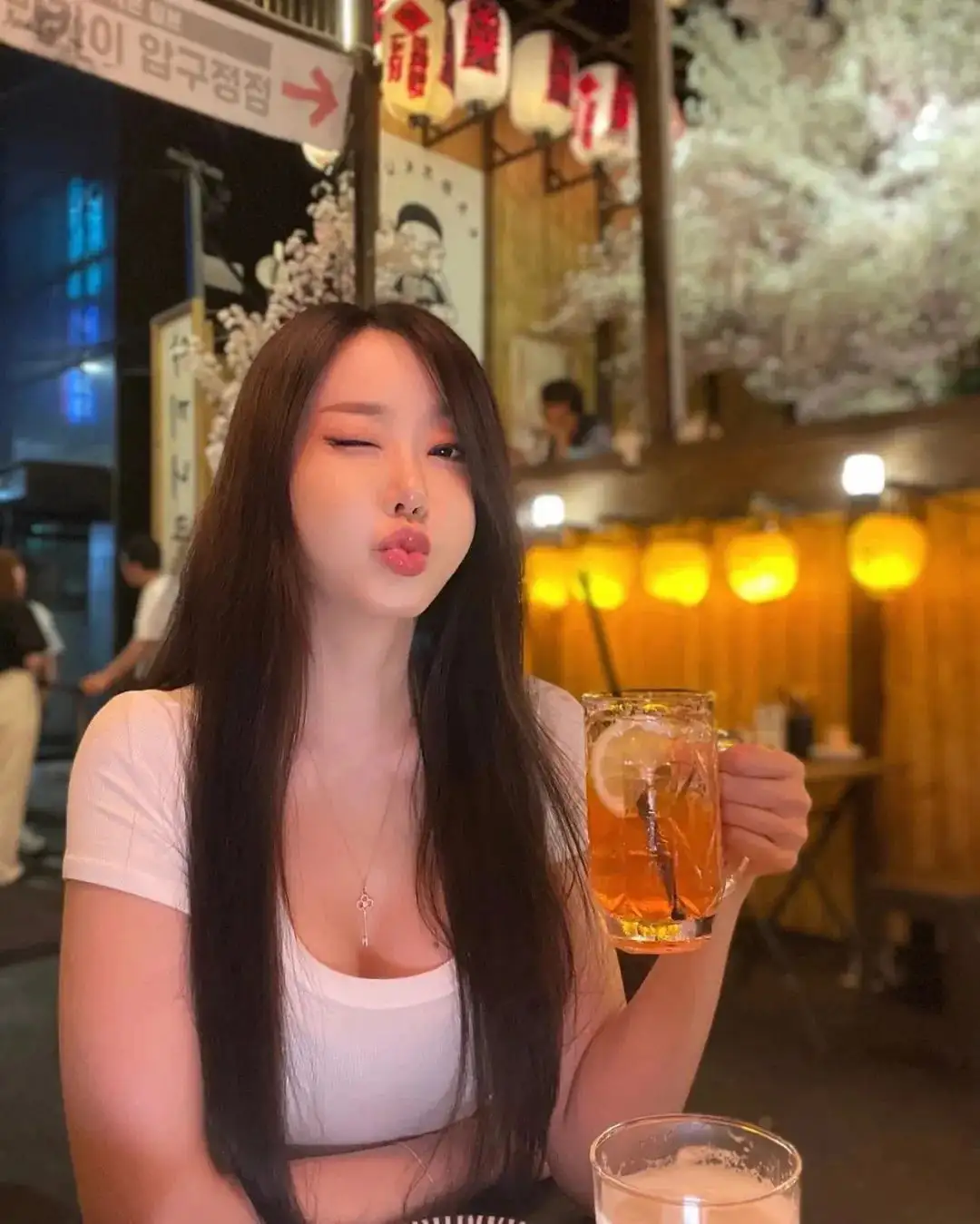 写真美图 | 还得是微胖身材有韵味啊~凹凸有致！