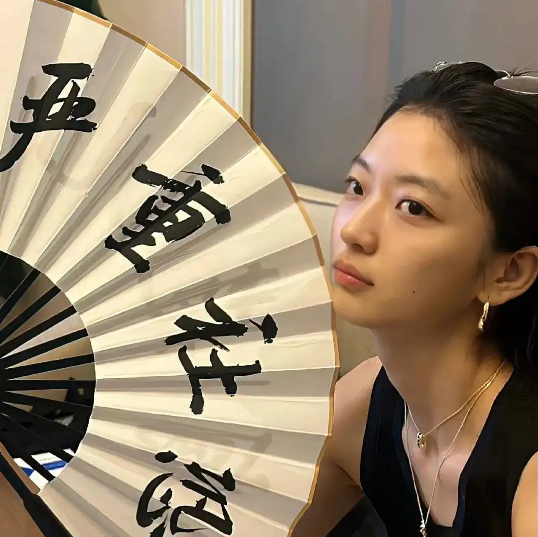 头像丨快来领取你的九月新头像