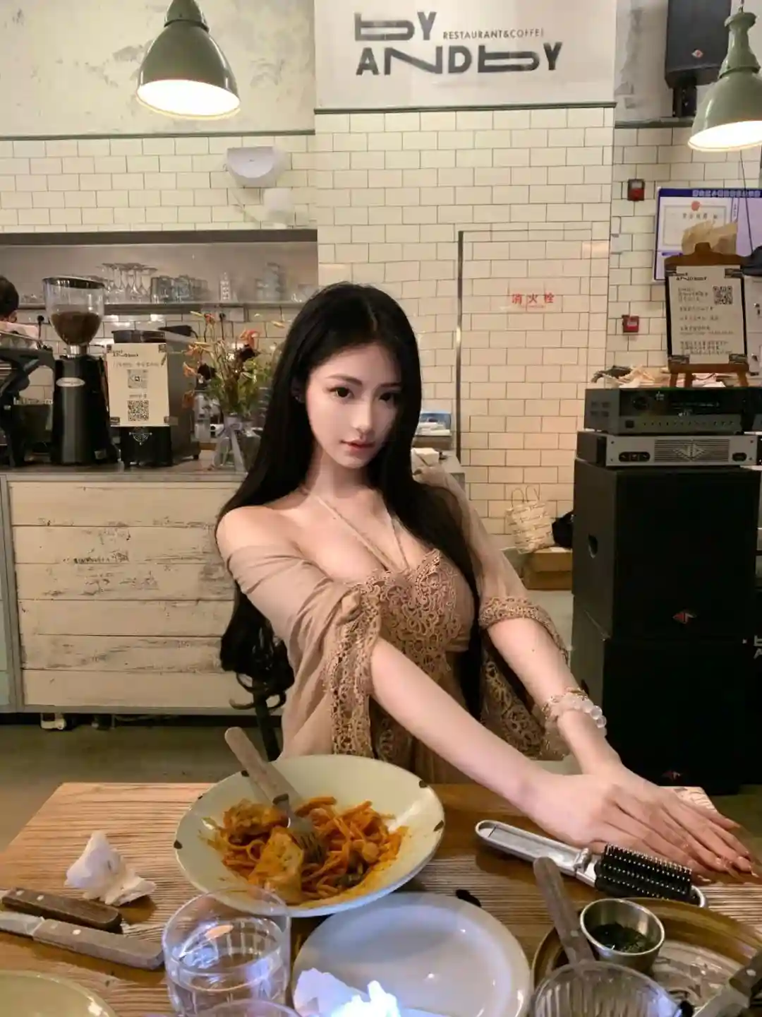 美图写真 | 你将过去拥抱的太紧，怎能腾出双手来拥抱未来