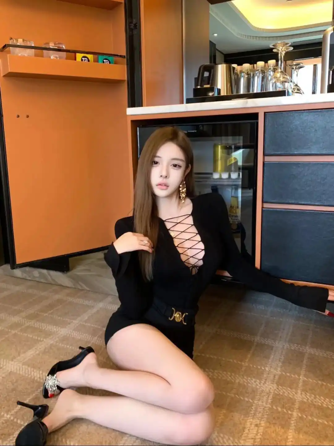 美女写真 | 没人能预测未来，总有人后悔当初