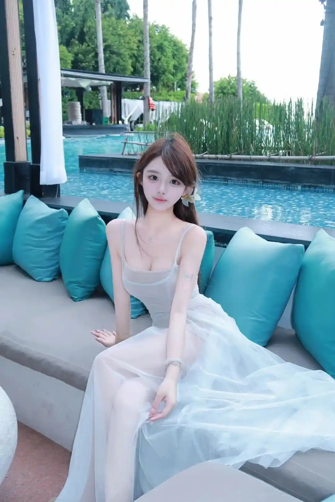美女写真 | 偶尔也要感谢自己走了那么多艰难的路