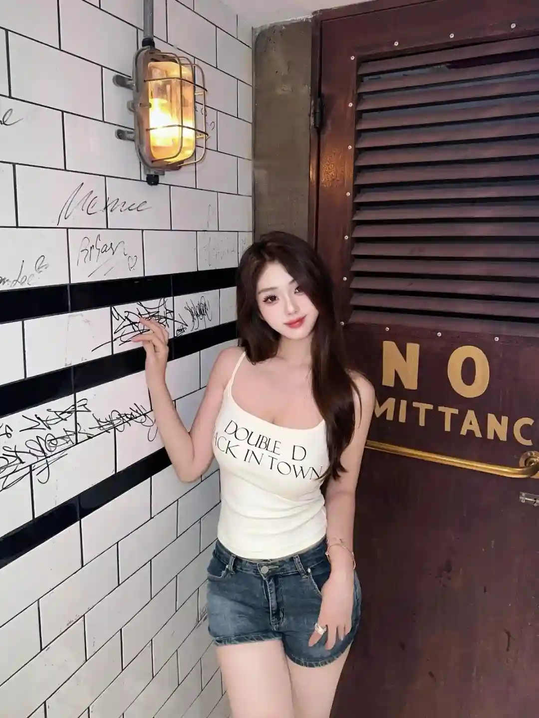美女写真 | 清净心看世界，欢喜心过生活