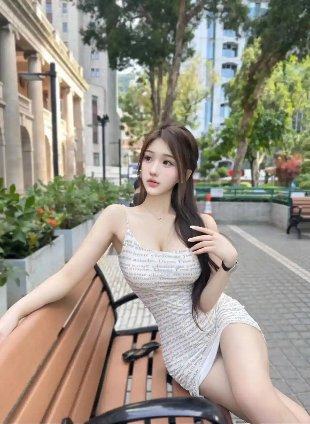 美女写真 | 看不清未来时，就比别人坚持久一点