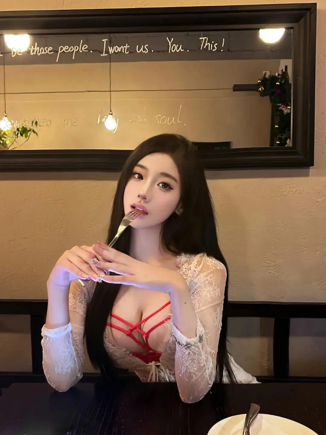 美女写真 | 生活就是晨起晨落，日子就是早出晚归