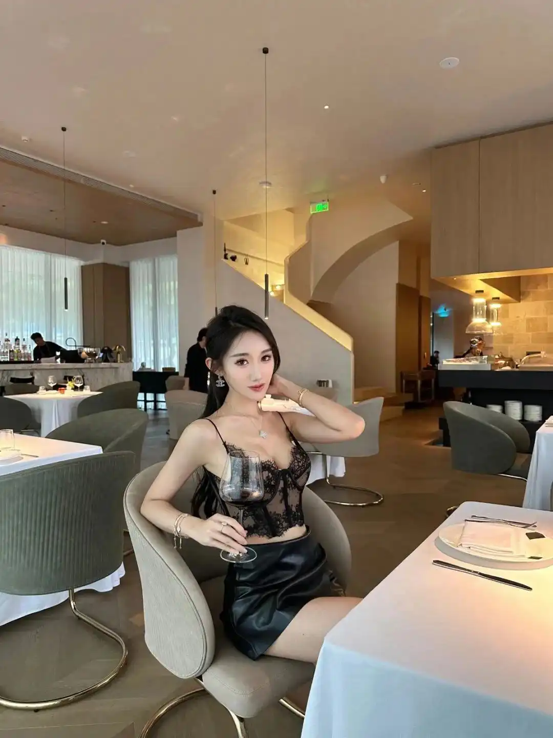 美女写真 | 初心不与年俱老，奋斗永似年少时