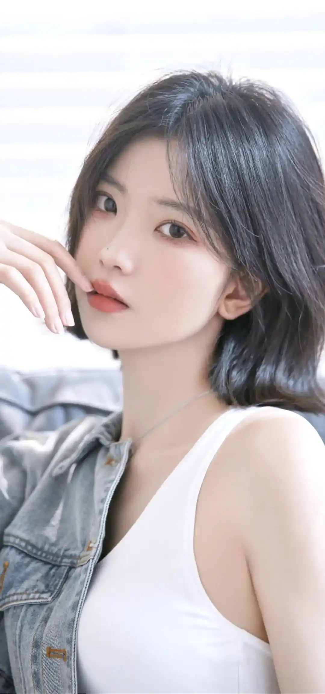 壁纸 | 手机全频美女壁纸