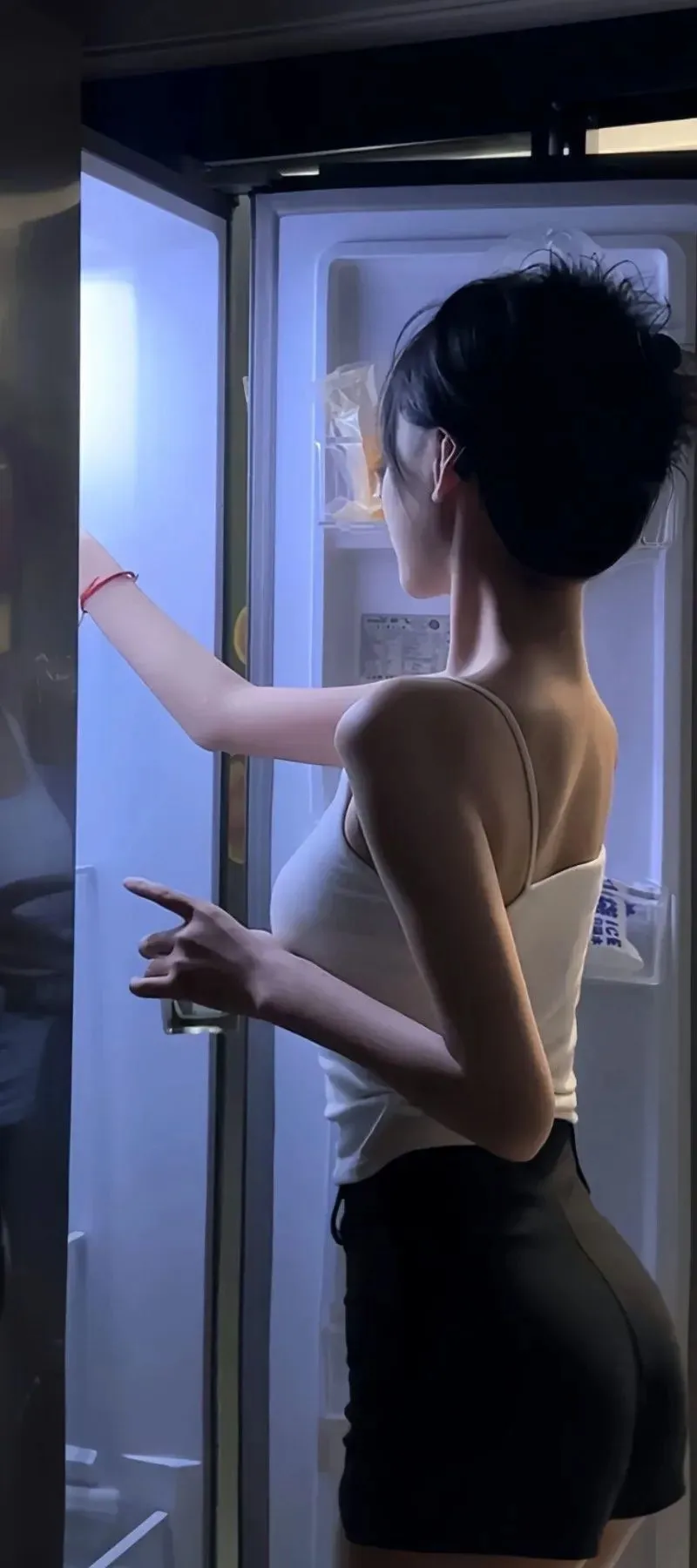 壁纸 | 手机全屏美女壁纸