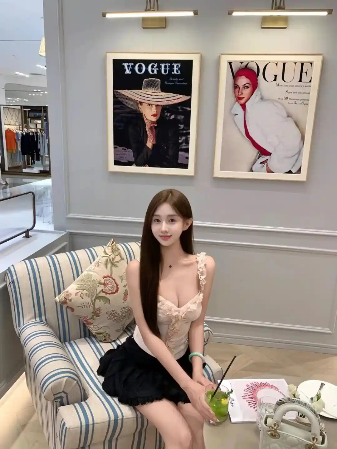 美女写真 | 且停且忘且随风，且行且看且从容