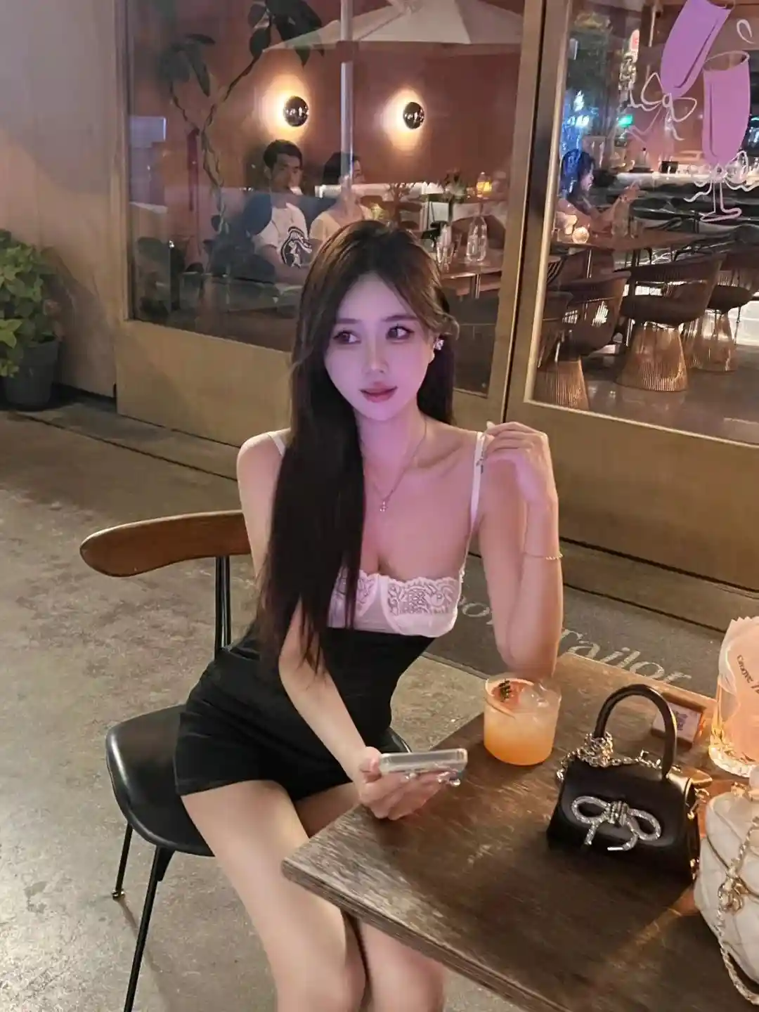 美女写真 | 有志者自有千计万 无志者只感千难万难