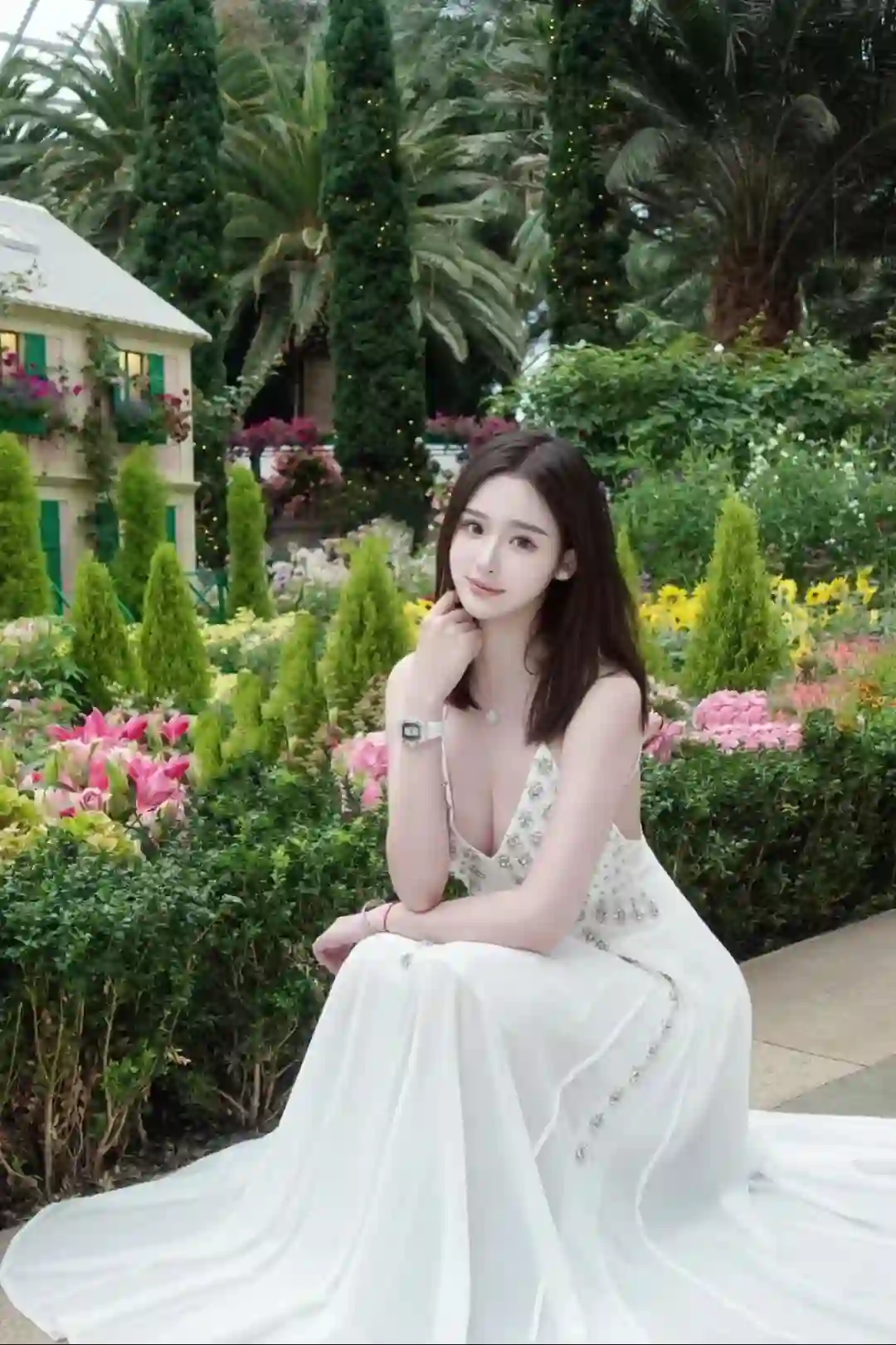 美女写真 | 有志者自有千计万 无志者只感千难万难