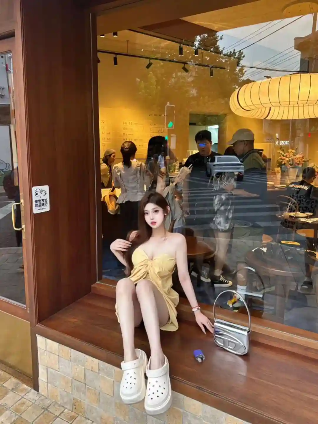 美女写真 | 事非经过不经难 成如容易却艰辛