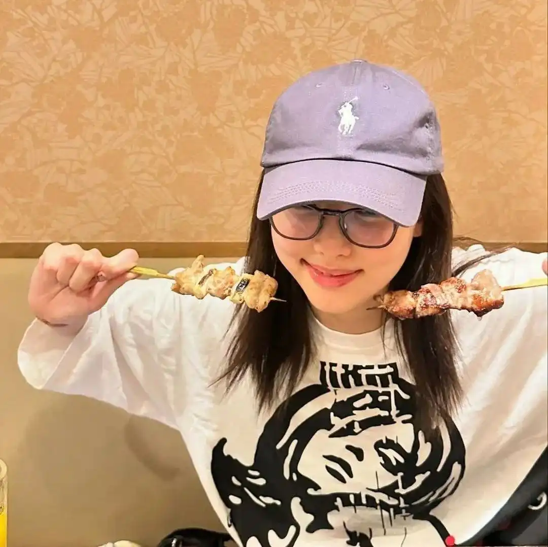 头像 | 不开心就换个头像吧