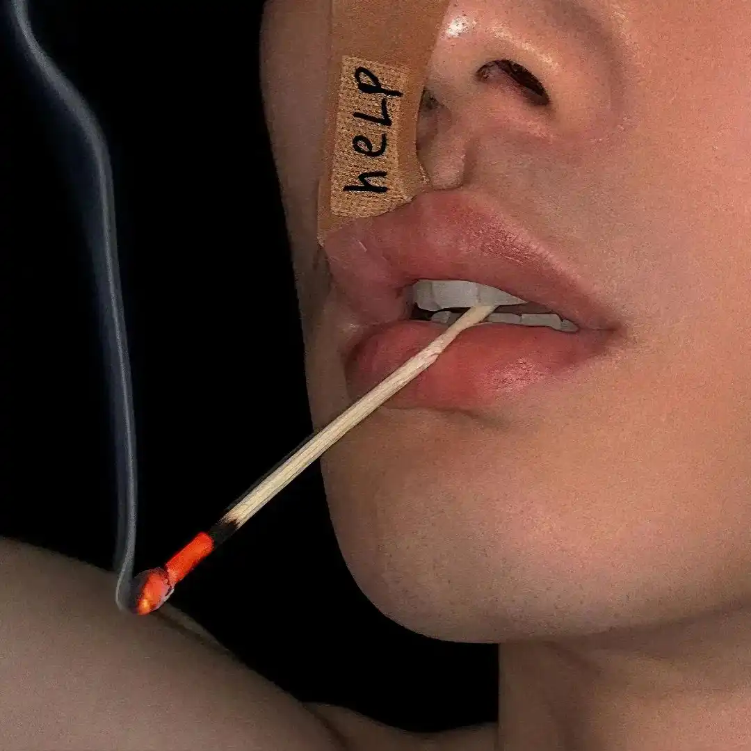 头像｜一天换𝟖次头像 !