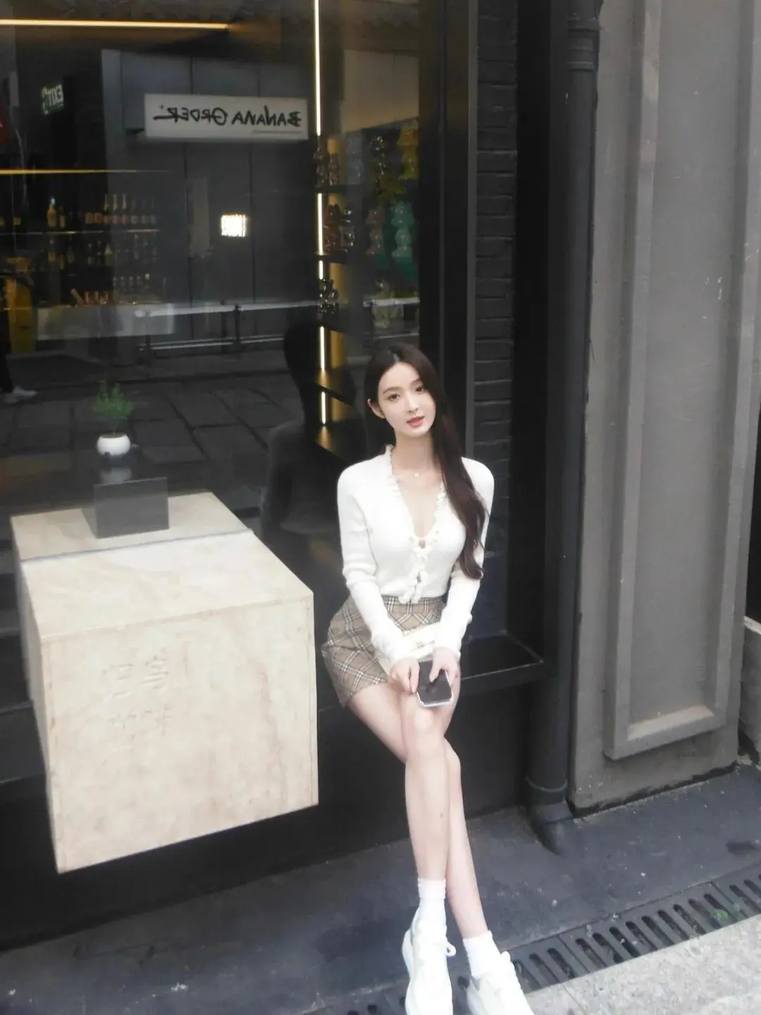美女写真 | 世上没有绝望的处境，只有对处境绝望的人