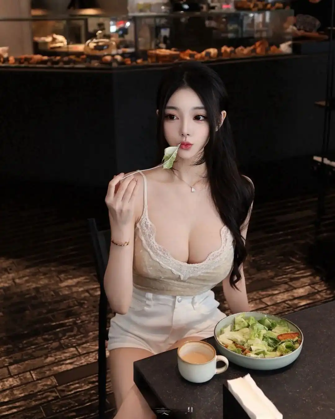 写真美图 | 不睬别人的脚印，只找自己的方向