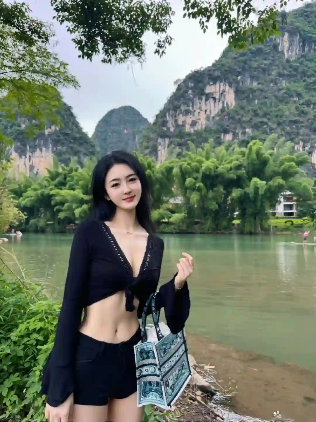 写真美图 | 不睬别人的脚印，只找自己的方向