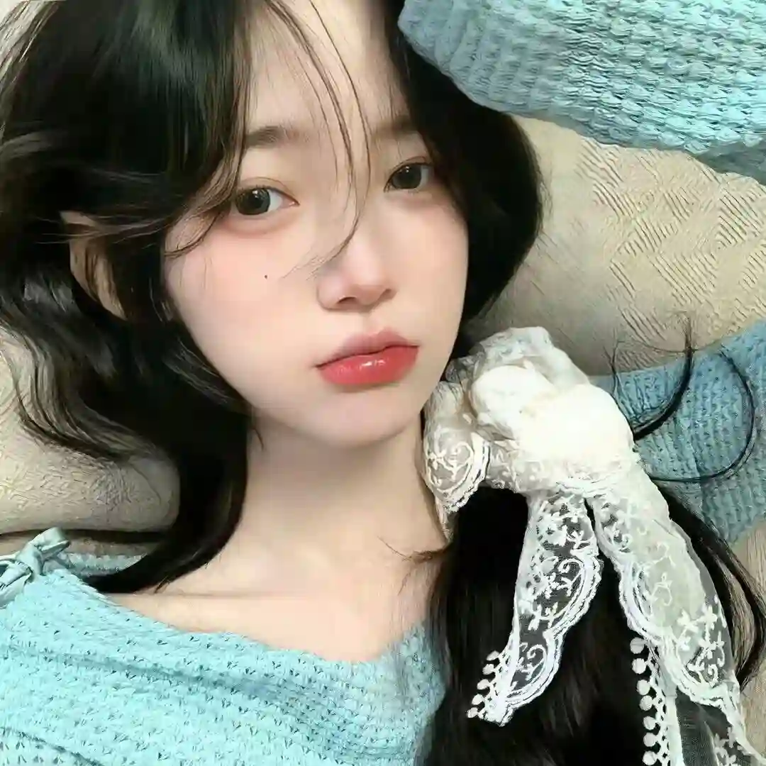 头像 | 𝗪𝗲𝗰𝗵𝗮𝘁头像背景图搭配