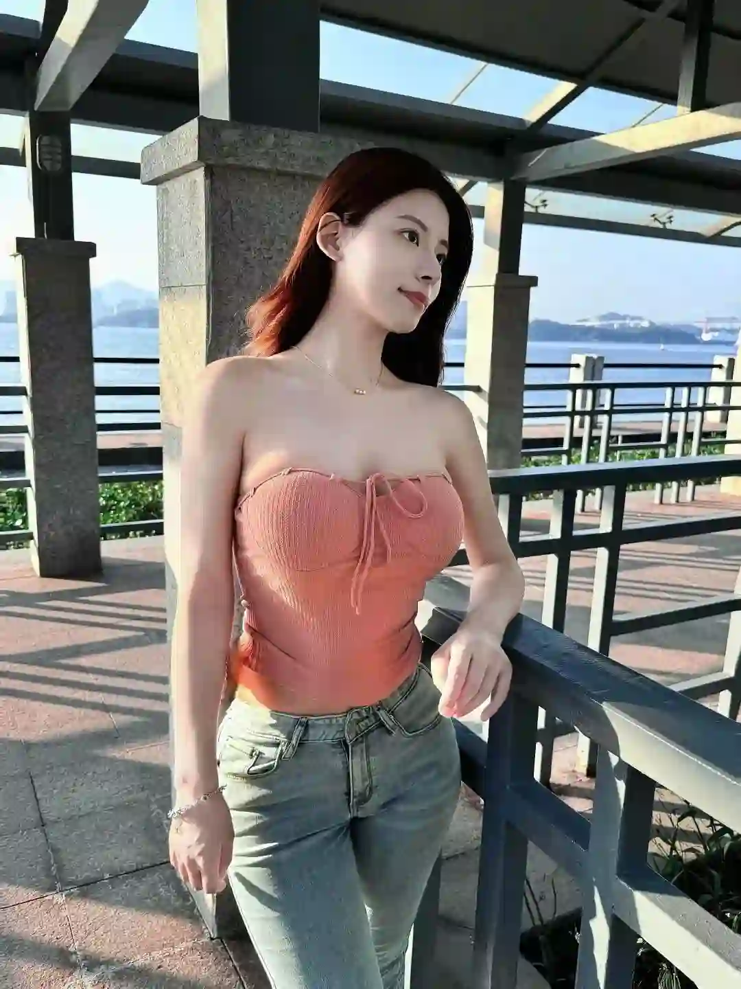 美女写真 | 不用刻意合群，有趣的人会互相吸引