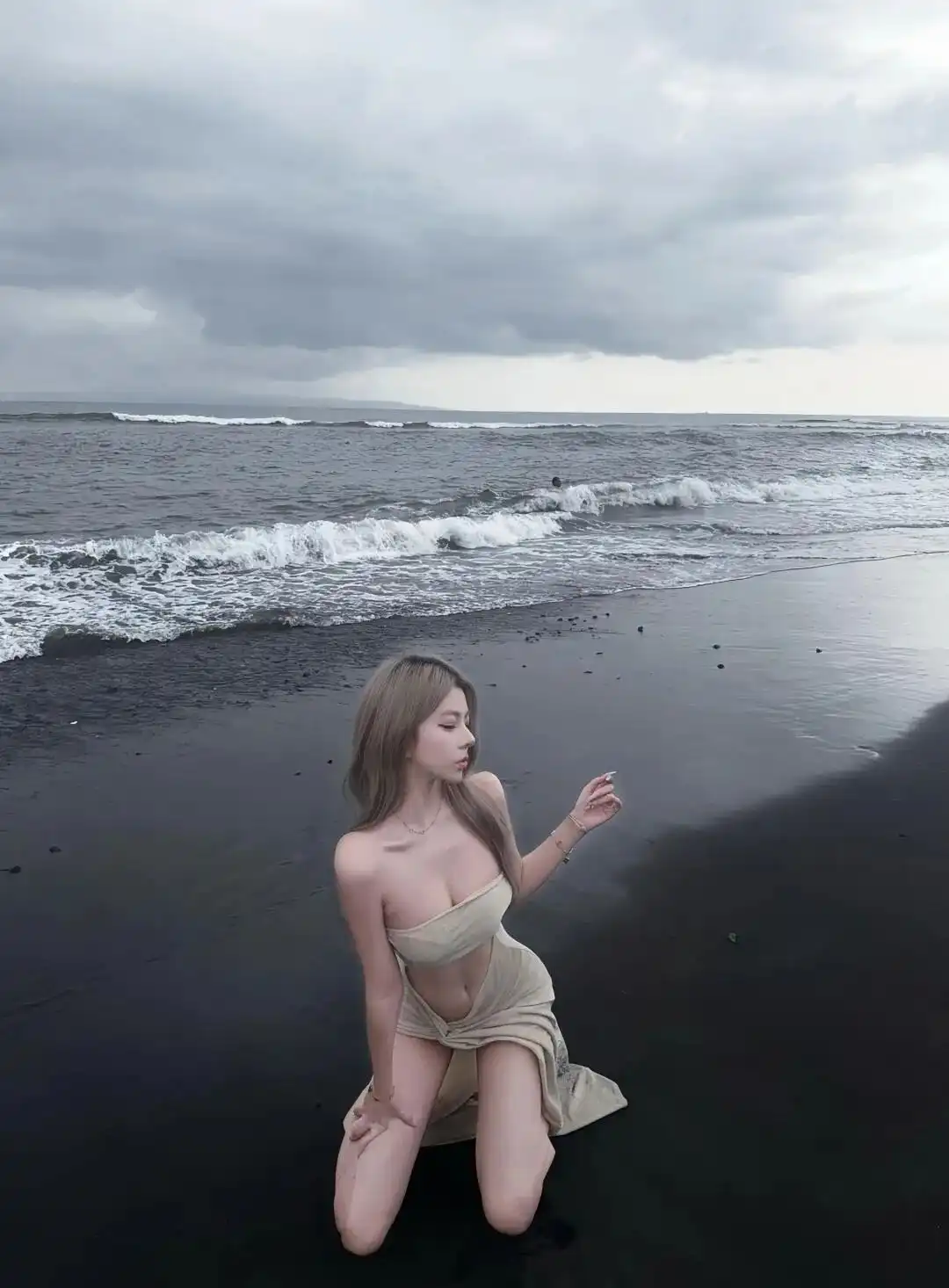 美女写真 | 不用刻意合群，有趣的人会互相吸引