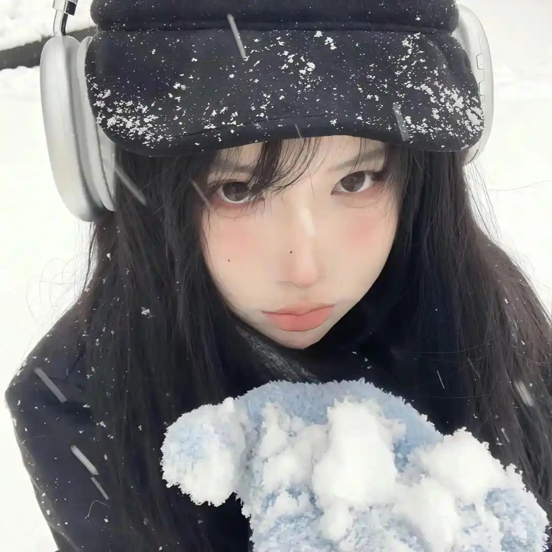 头像 | WeChat冬日女头
