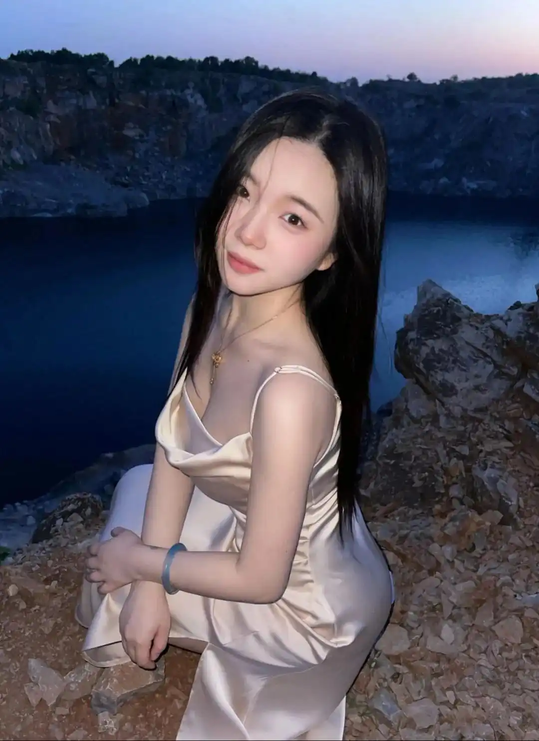 写真美图 | 爱自己的明媚，也接受自己的破碎