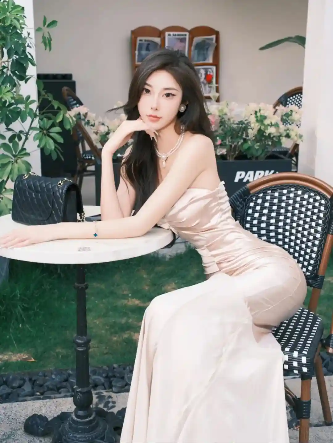 写真美图 | 爱自己的明媚，也接受自己的破碎